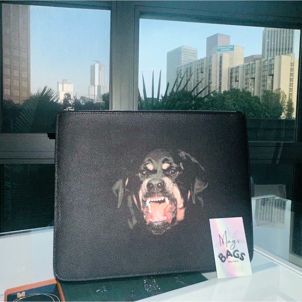 Givenchy: Rottweiler Dog Leather Clutch